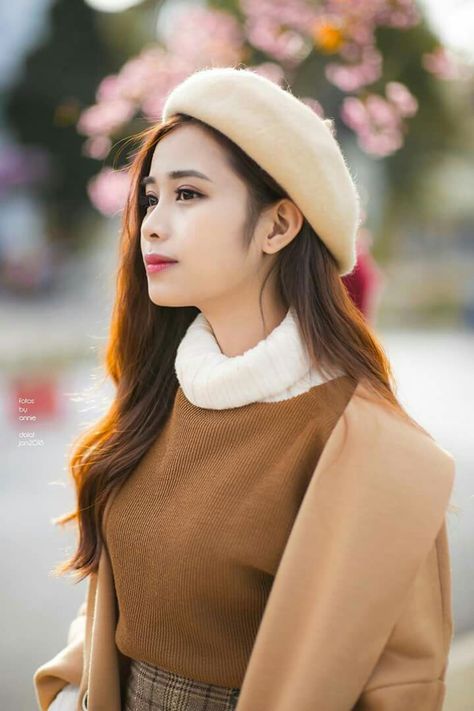 商務(wù)旅行和女老板帽02區(qū)別