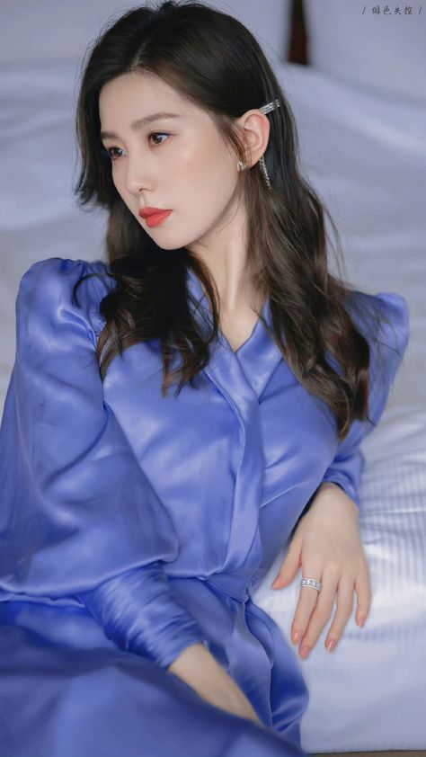 《調(diào)教女仆》1~3在線觀看