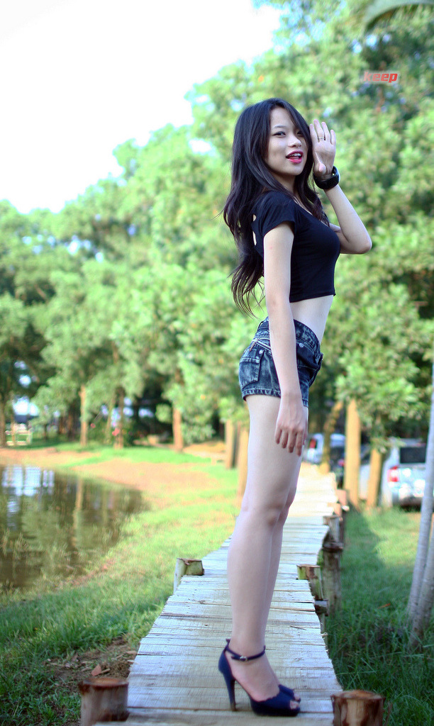 妖艷女干部無刪減