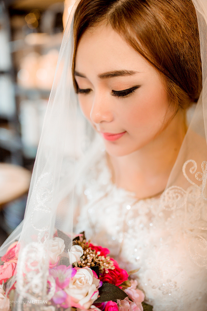 豐滿(mǎn)的已婚女鄰居hd