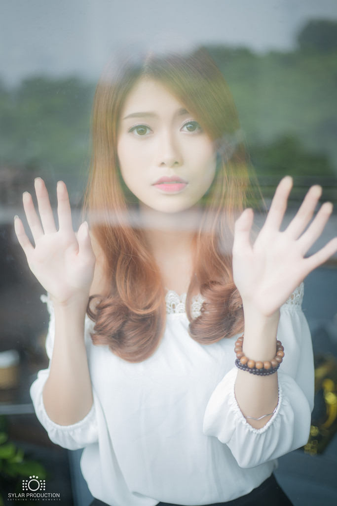 隔壁家的女孩