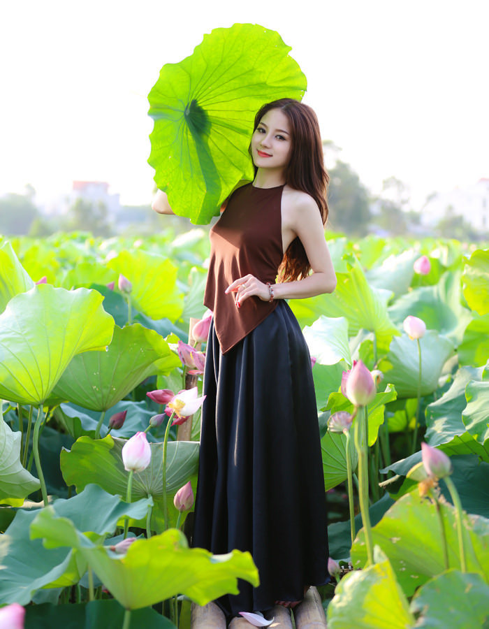 少婦豐滿極品嫩模白嫩