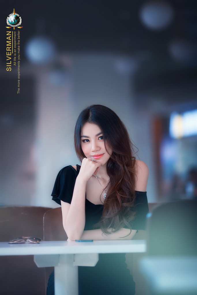拘束架拷問女體在線觀看