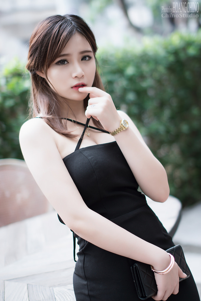 年輕的女護(hù)士