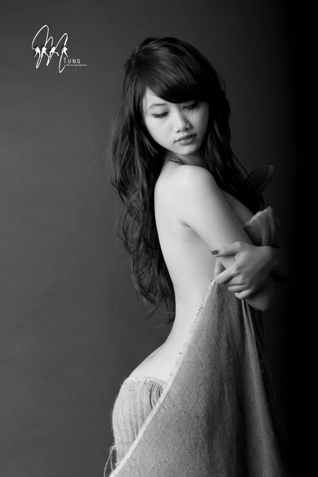 老嚴(yán)有女不愁嫁演員表介紹