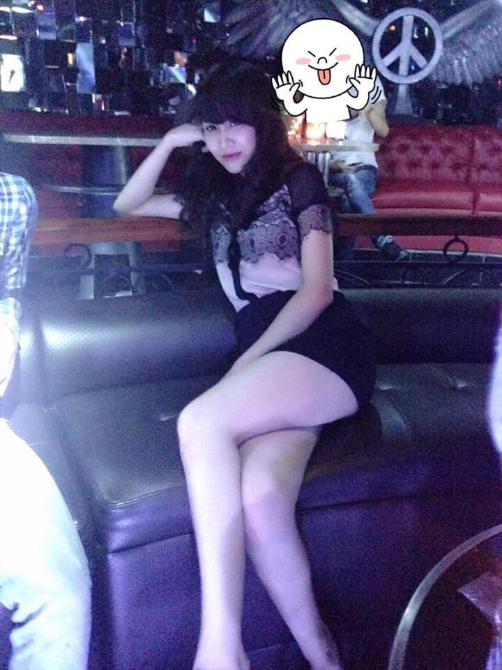 俄羅斯13女女破苞視頻